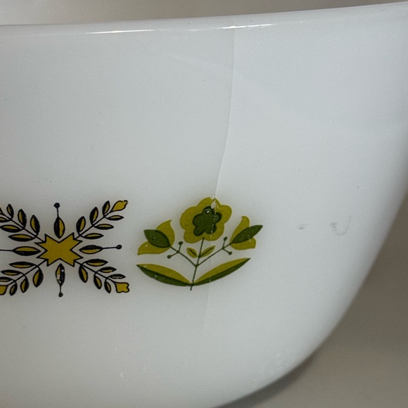 Vintage White Bowl with Green Floral Design - Picture 3 of 6